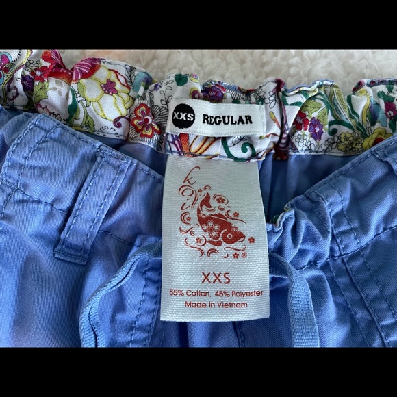 Koi cargo scrub pant - Picture 4 of 5